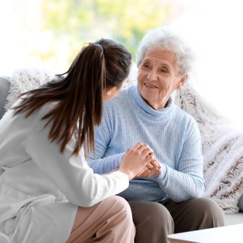 Équipe Spécialisée Alzheimer (ESAD) : pour une meilleure prise en charge des malades à domicile