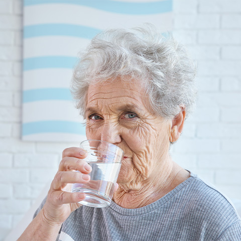 En savoir plus sur les traitements médicamenteux contre la maladie d'Alzheimer