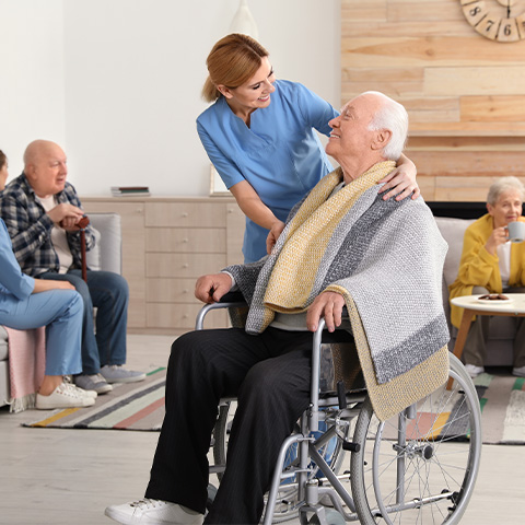 Unités protégées Alzheimer : un espace dédié aux personnes désorientées