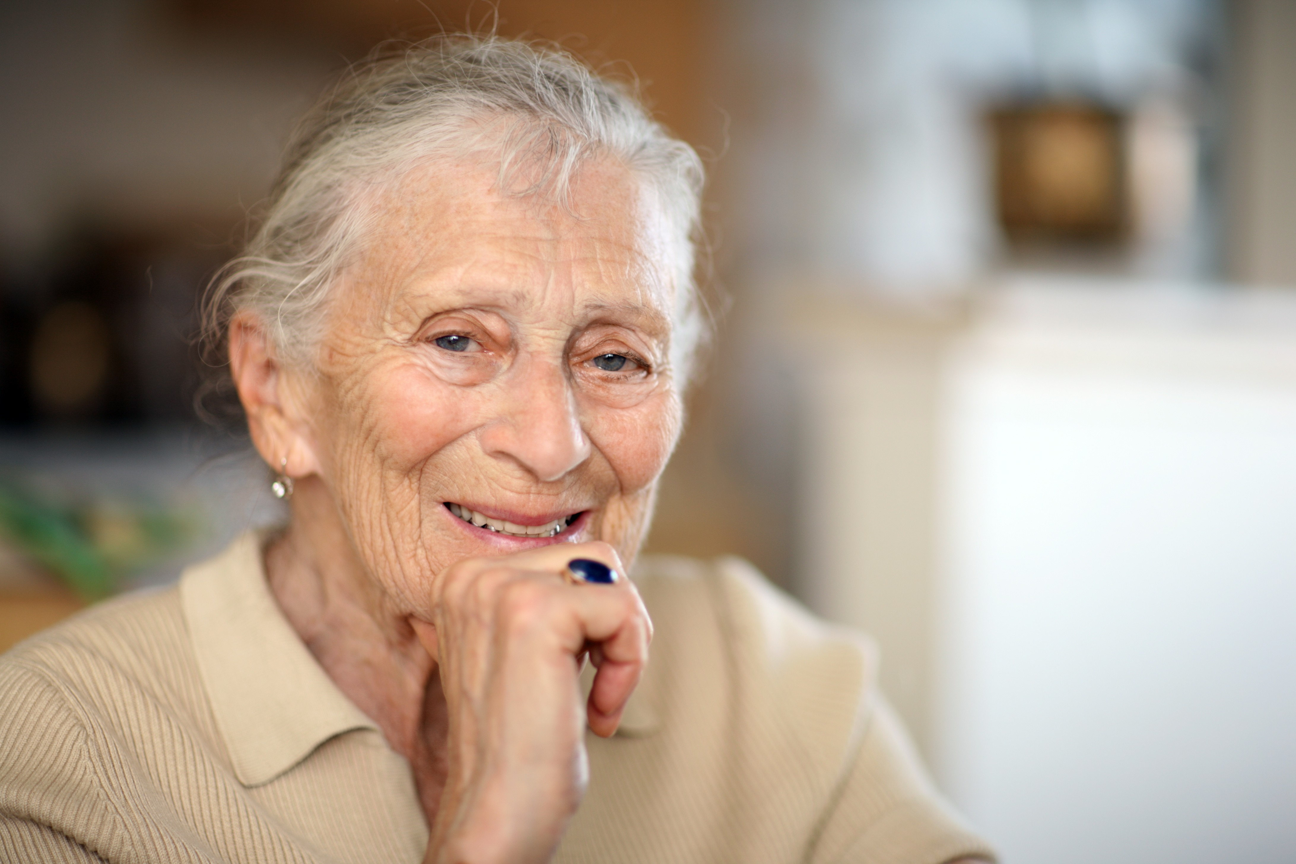 La maison de retraite est-elle un moyen de lutter contre l'isolement des âgés?