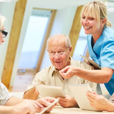 Les résidents d'EHPAD ont droit à de nombreuses prestations en EHPAD.