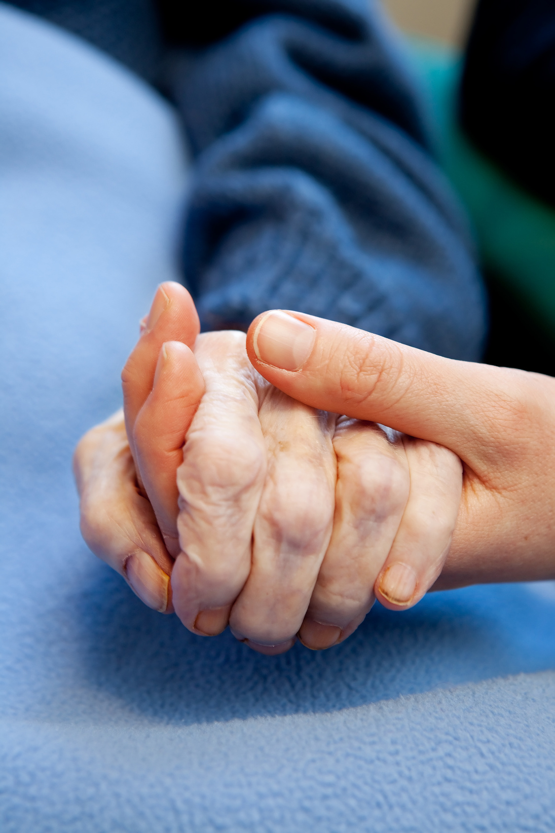 Services d’aide et de soins infirmiers à domicile : 51% sont confrontés à des cas de maltraitance ou de négligence envers les personnes âgées souffrant de   troubles cognitifs !